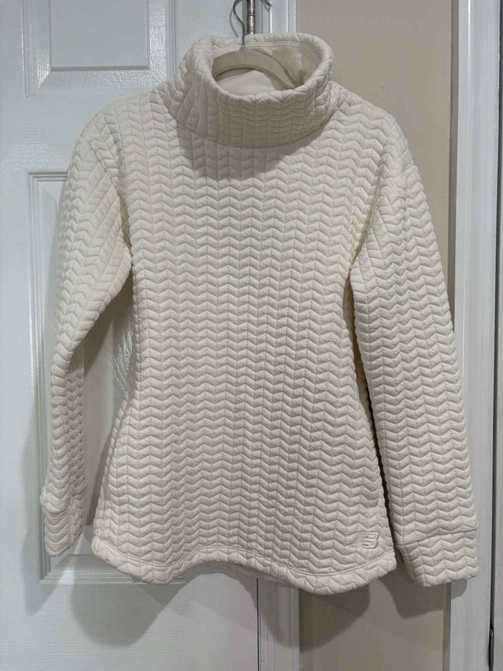 NEW BALANCE GORGEOUS Cream Quilted COWL NECK TOP